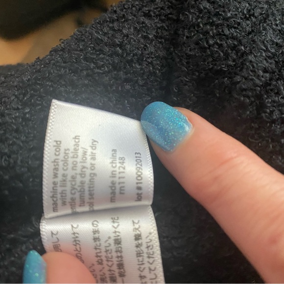 Barefoot Dreams cozy chic Island wrap - Picture 7 of 7